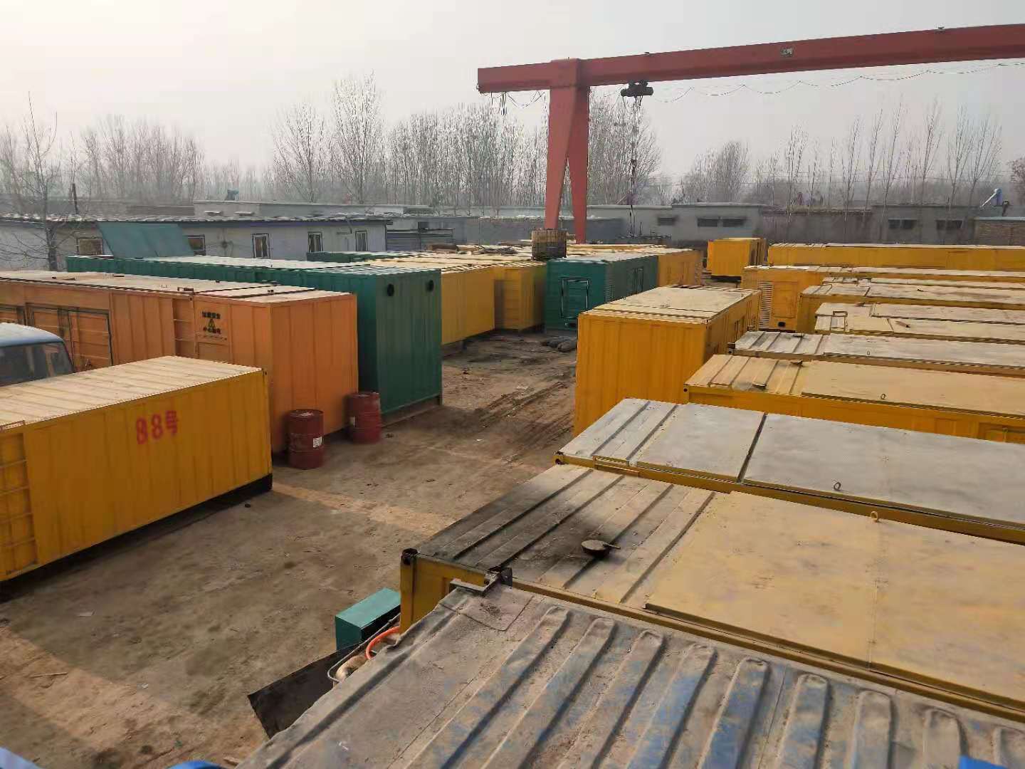 卫滨租赁发电机-灰尘、风沙对柴油发电机组造成哪些不良影响？