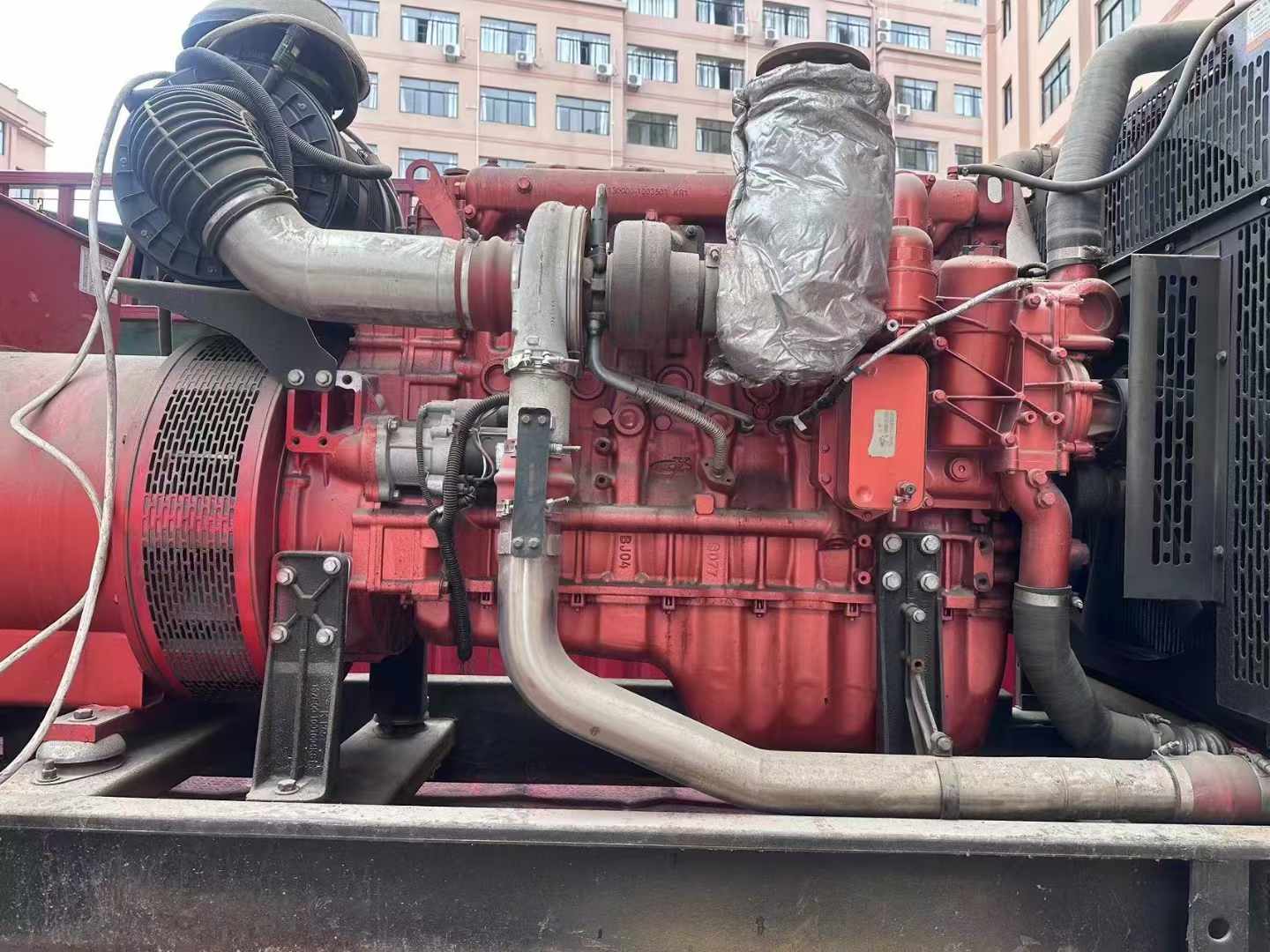 卫滨如何选择适合 600kW 柴油发电机组的过载保护器？